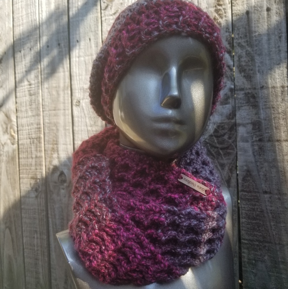 NWT Handmade Crochet Hat/Scarf Set Pink Purple